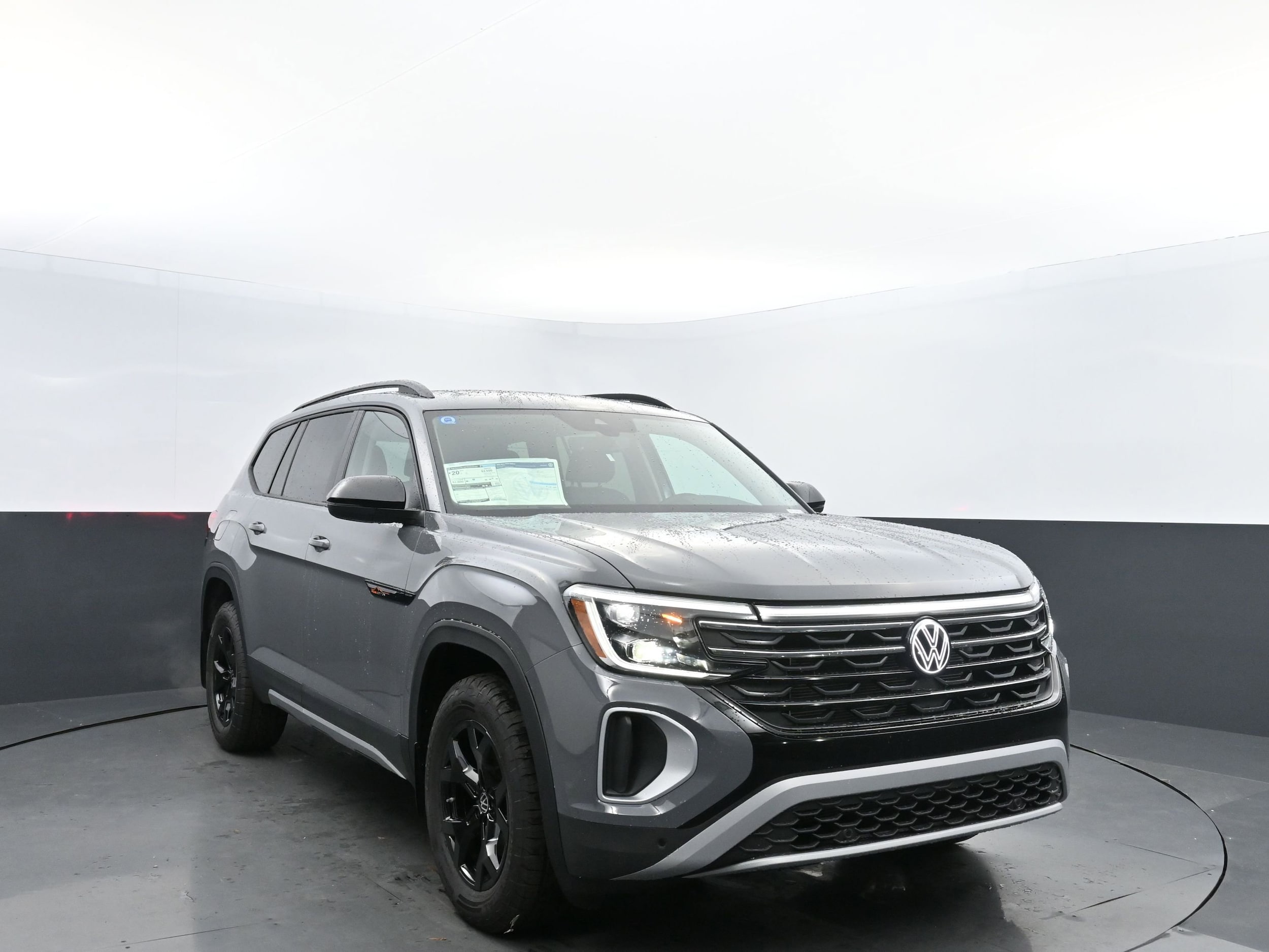 2025 Volkswagen Atlas Atlas Peak Edition's photo
