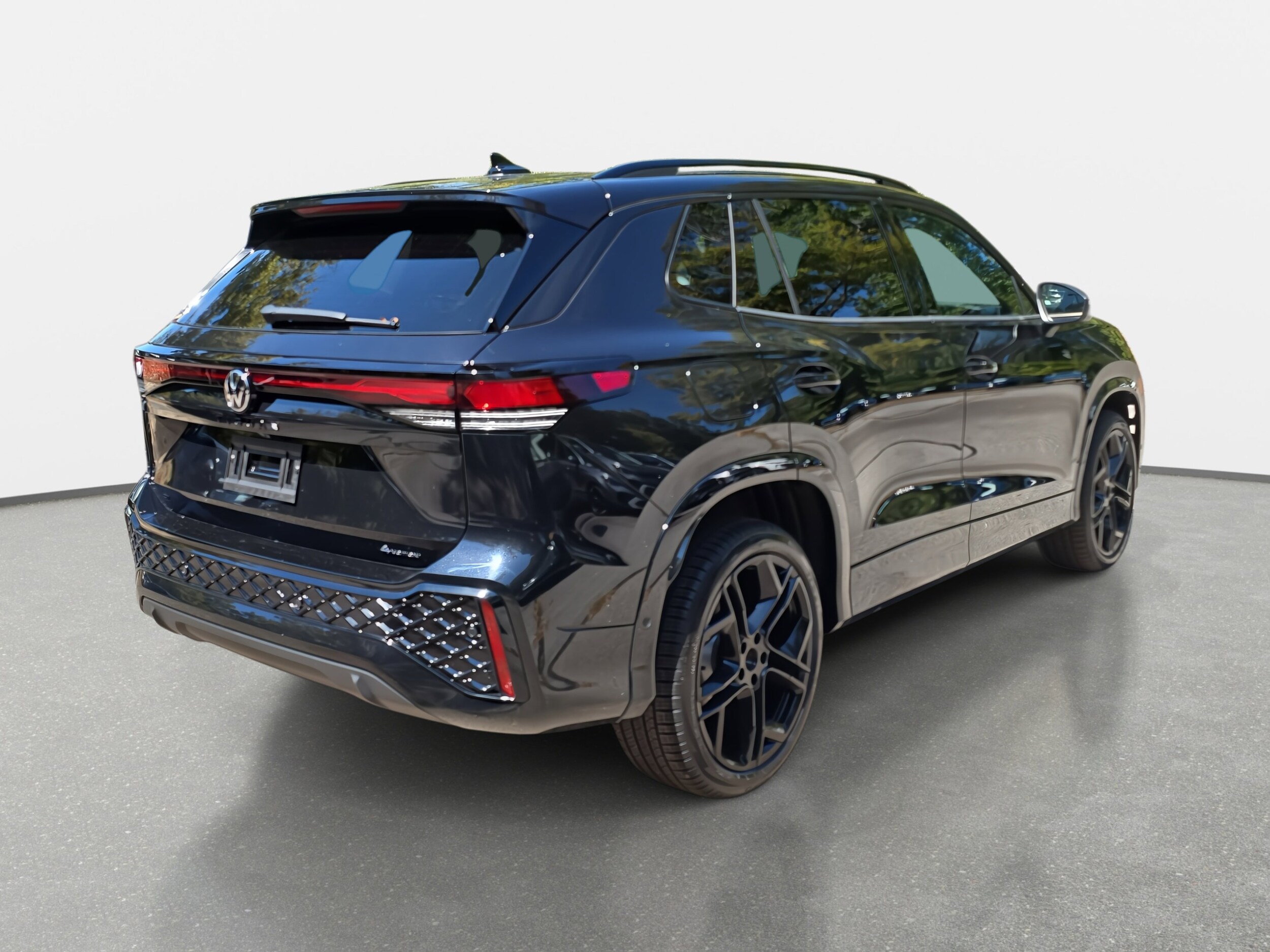 2025 Volkswagen Tiguan SE R-Line Black photo 2