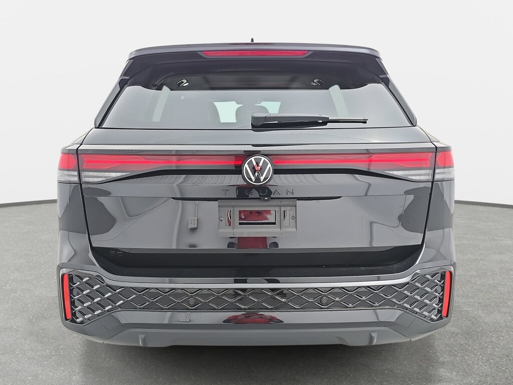 New 2026 Volkswagen Tiguan 2.0T SE R-Line Black SUV