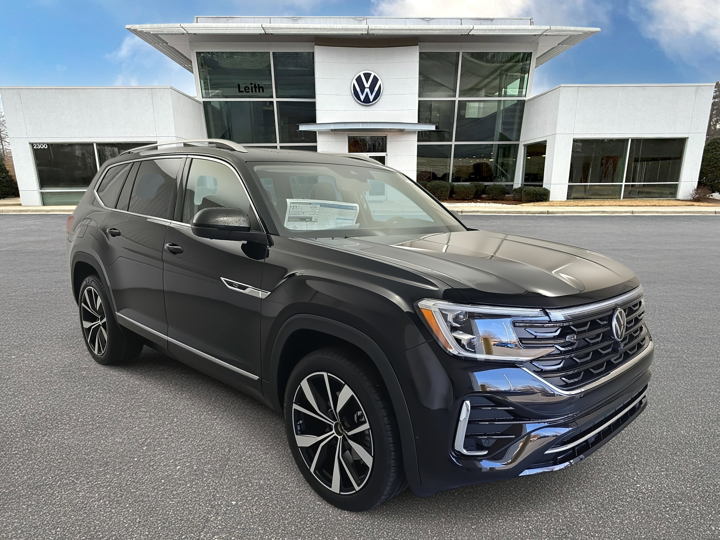 2026 Volkswagen Atlas SEL Premium R-Line's photo