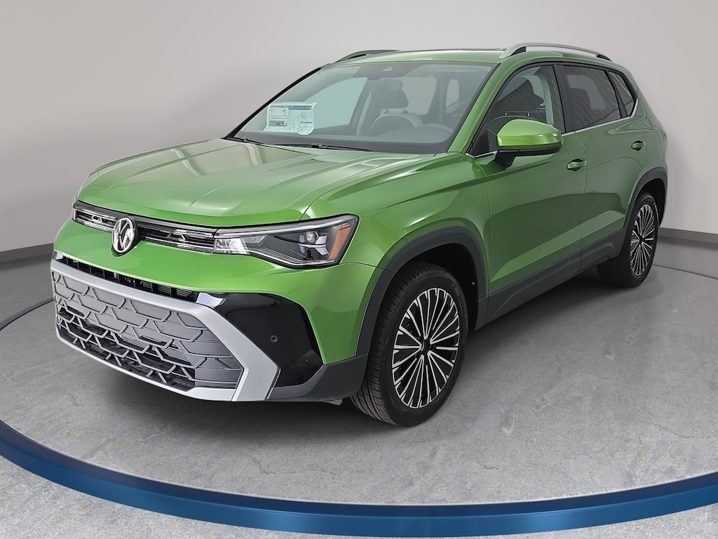 New 2026 Volkswagen Taos 1.5T SE SUV