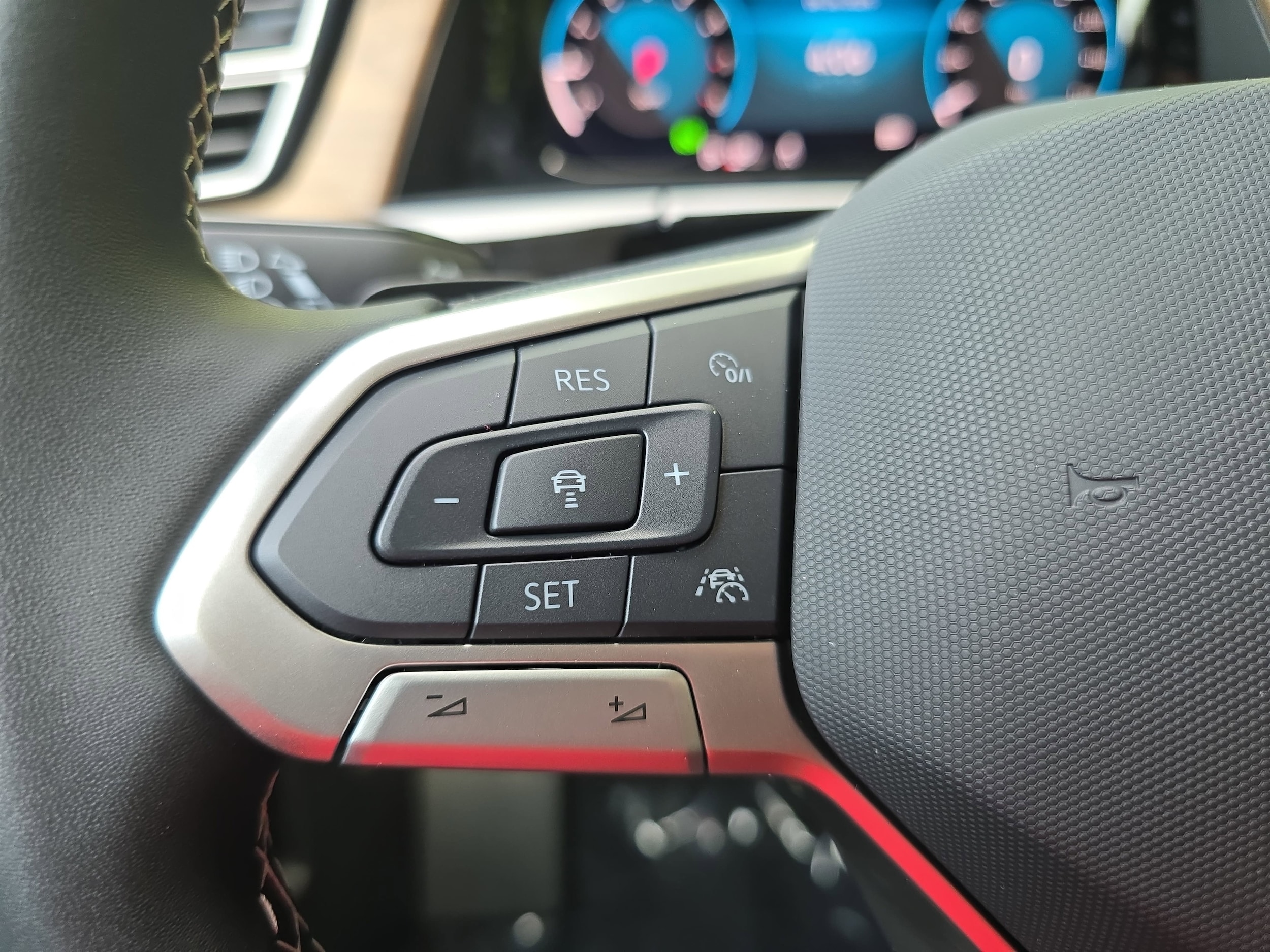 2026 Volkswagen Atlas SE - Photo 17