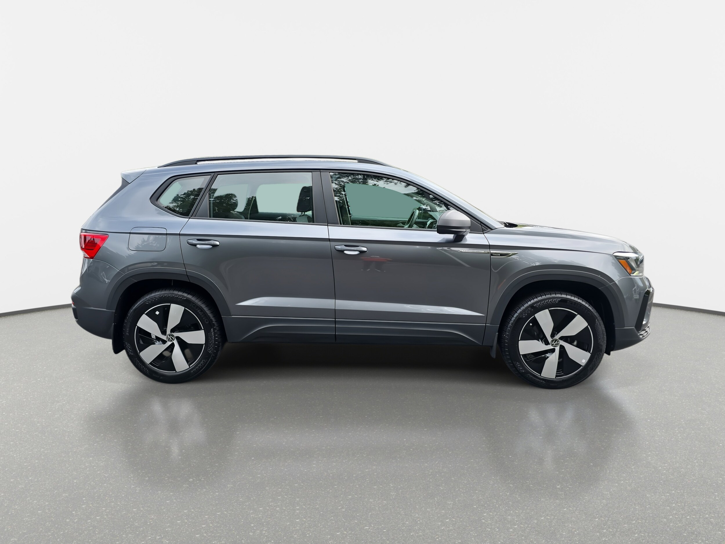 2024 Volkswagen Taos S photo 2