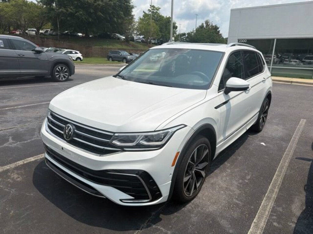 Used 2024 Volkswagen Tiguan 2.0T SEL R-Line SUV