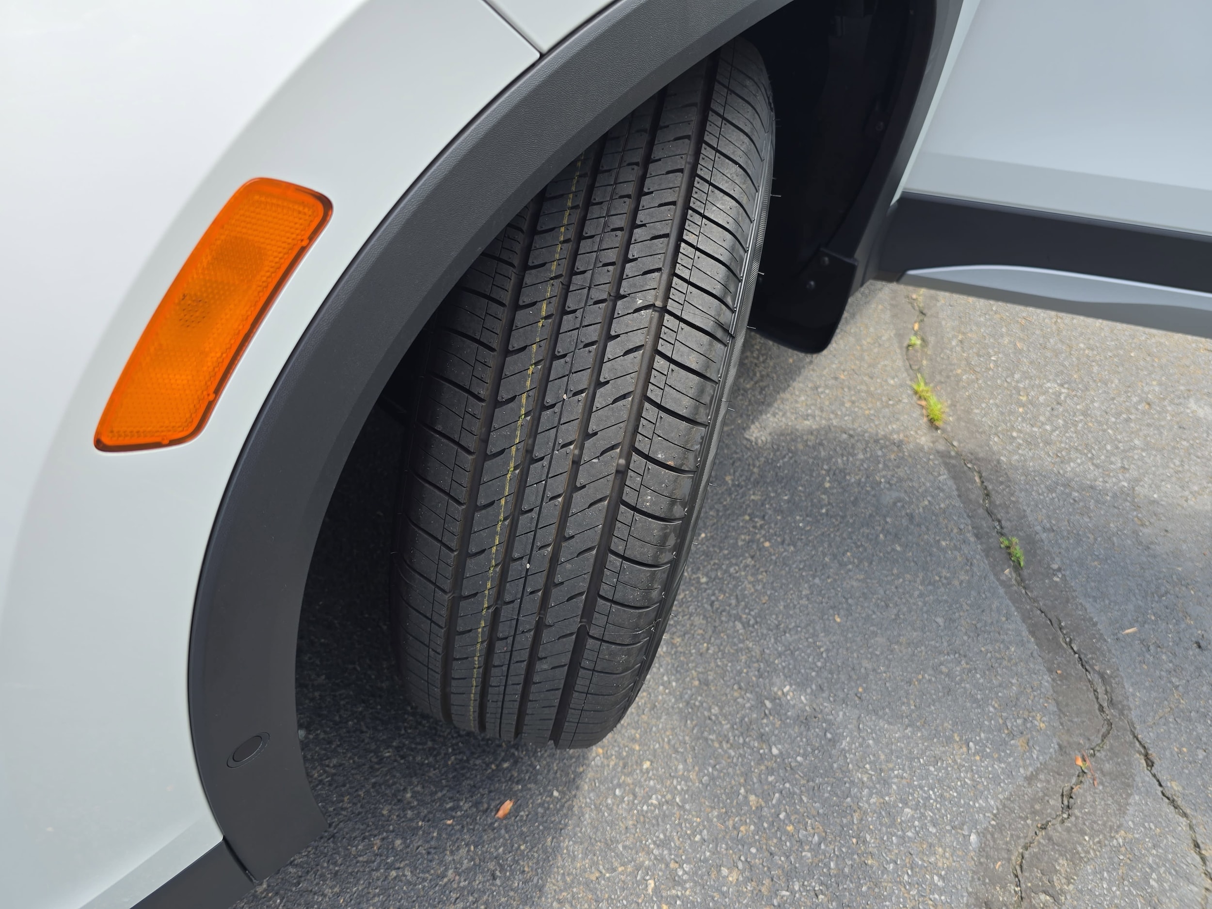 2025 Volkswagen Tiguan S - Photo 30