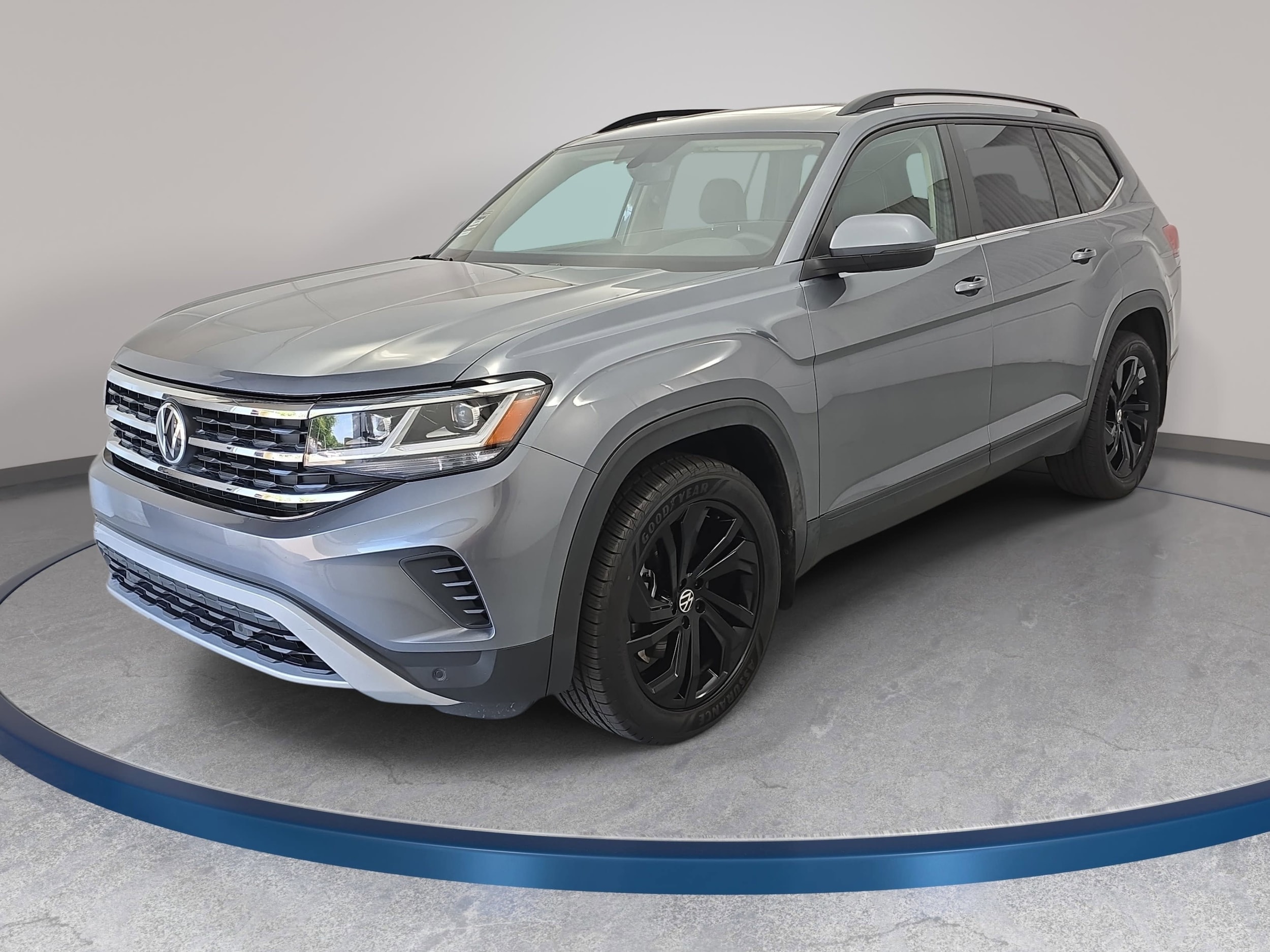 2023 Volkswagen Atlas 3.6L SE w/Tech's photo