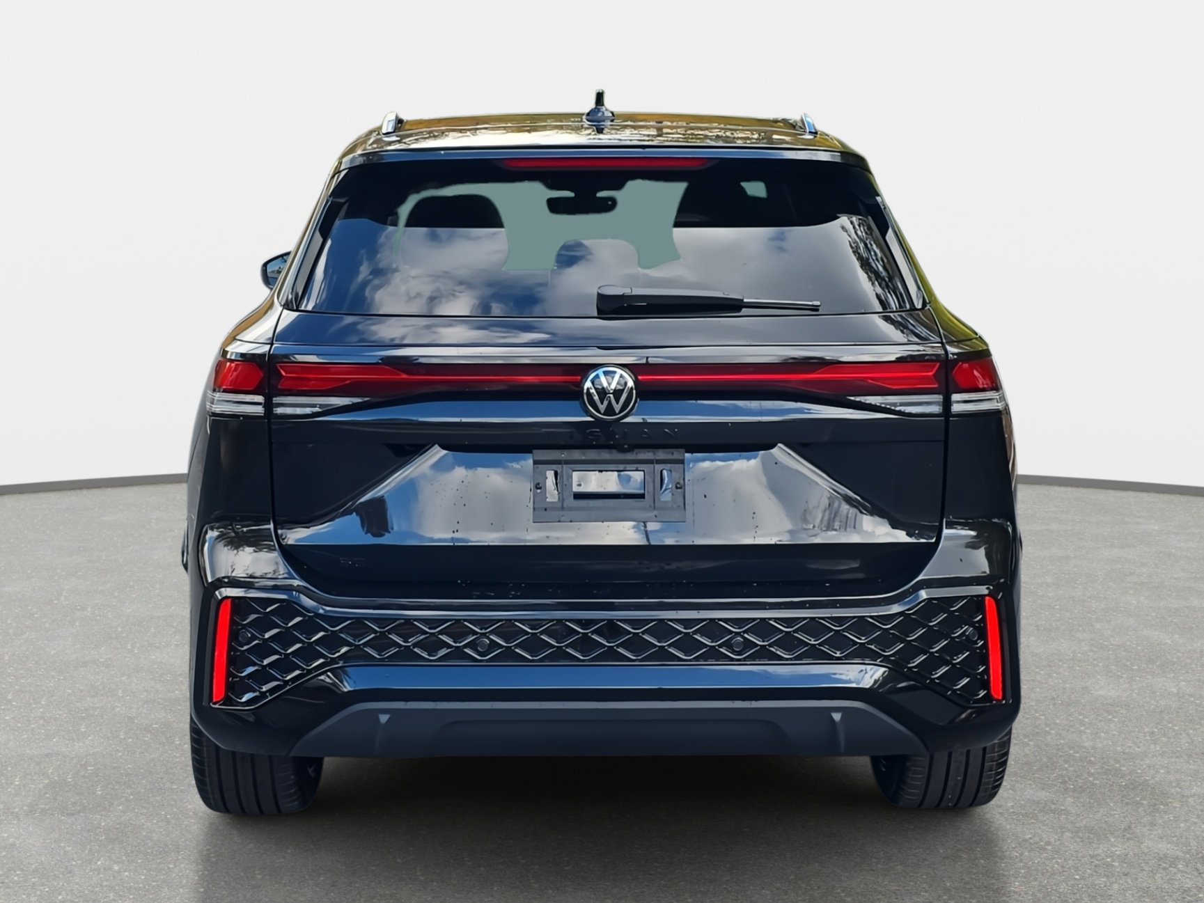 2026 Volkswagen Tiguan SE R-Line Black photo 3