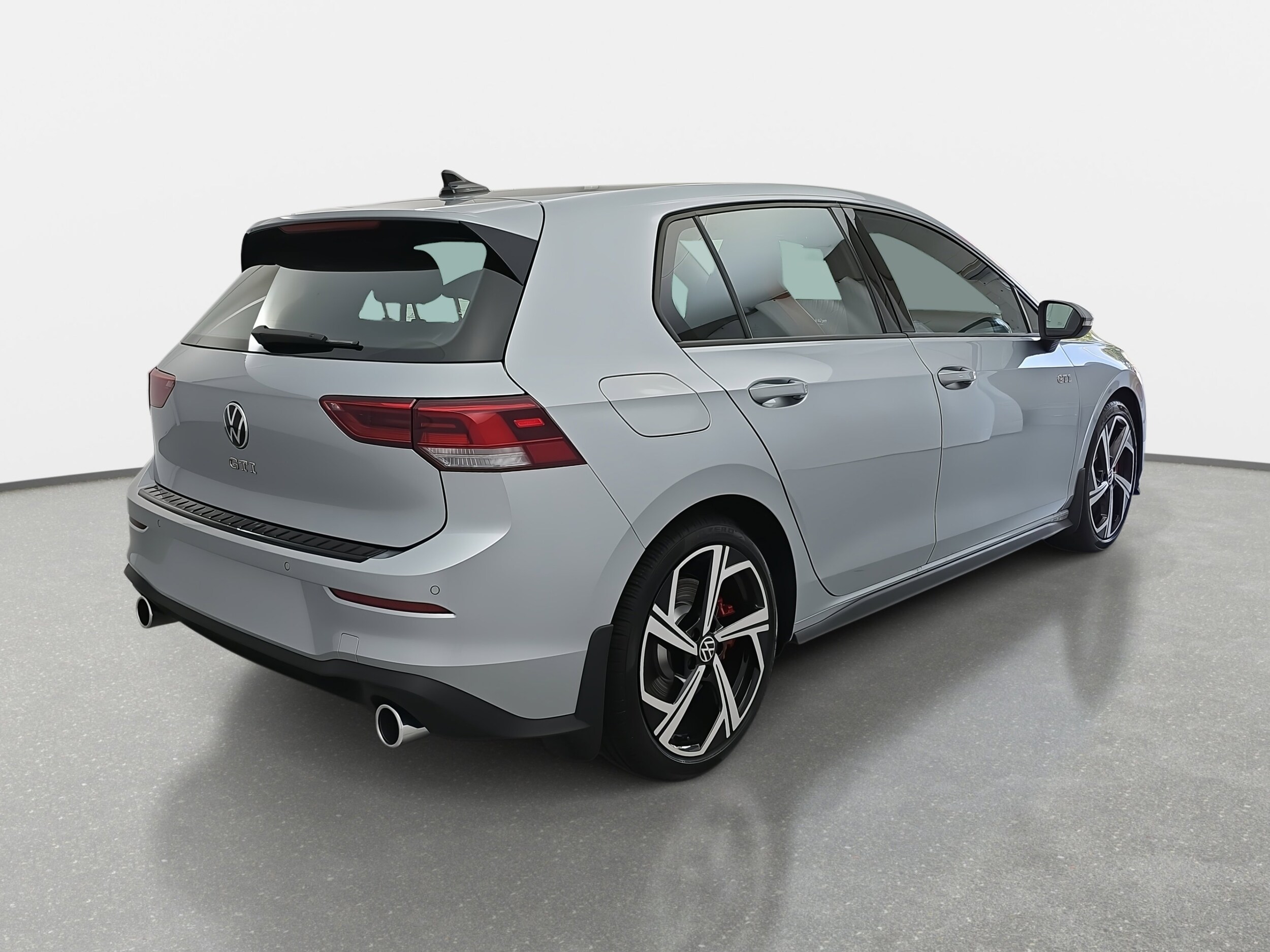 2025 Volkswagen Golf GTI SE photo 3