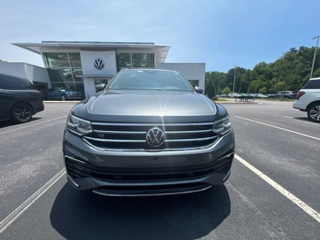 Used 2022 Volkswagen Tiguan 2.0T SEL R-Line SUV