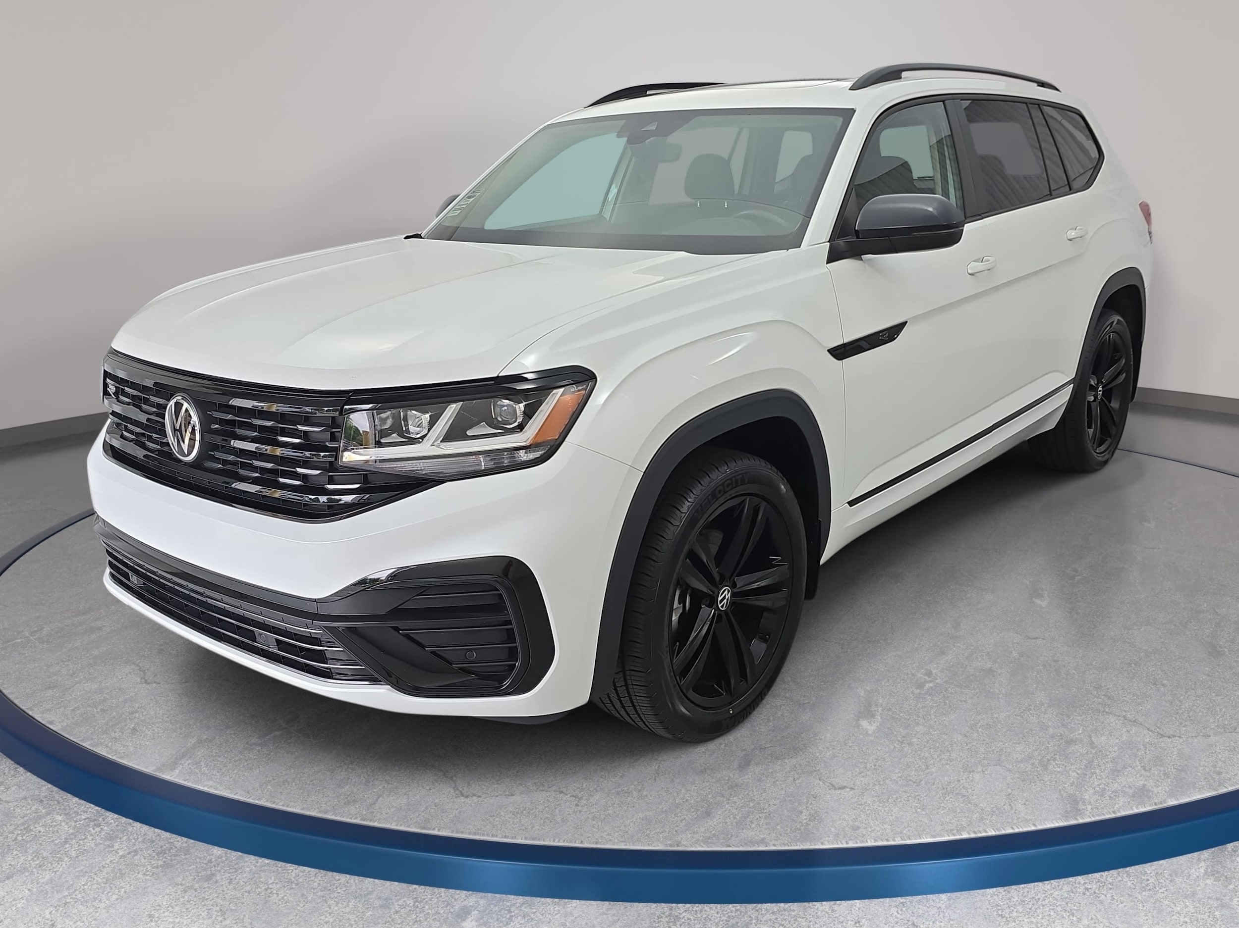 2023 Volkswagen Atlas 3.6L SEL R-Line Black 4MOTION's photo