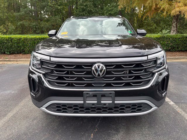 Used 2024 Volkswagen Atlas Cross Sport 2.0T SE w/Technology SUV