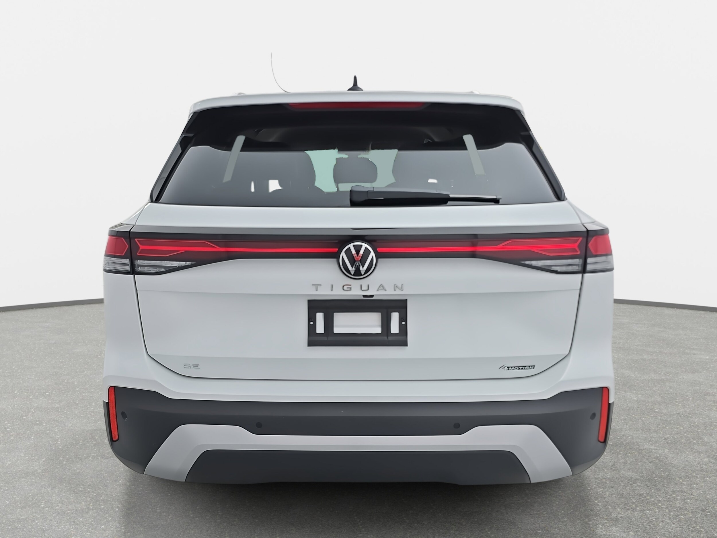 2025 Volkswagen Tiguan SE photo 2