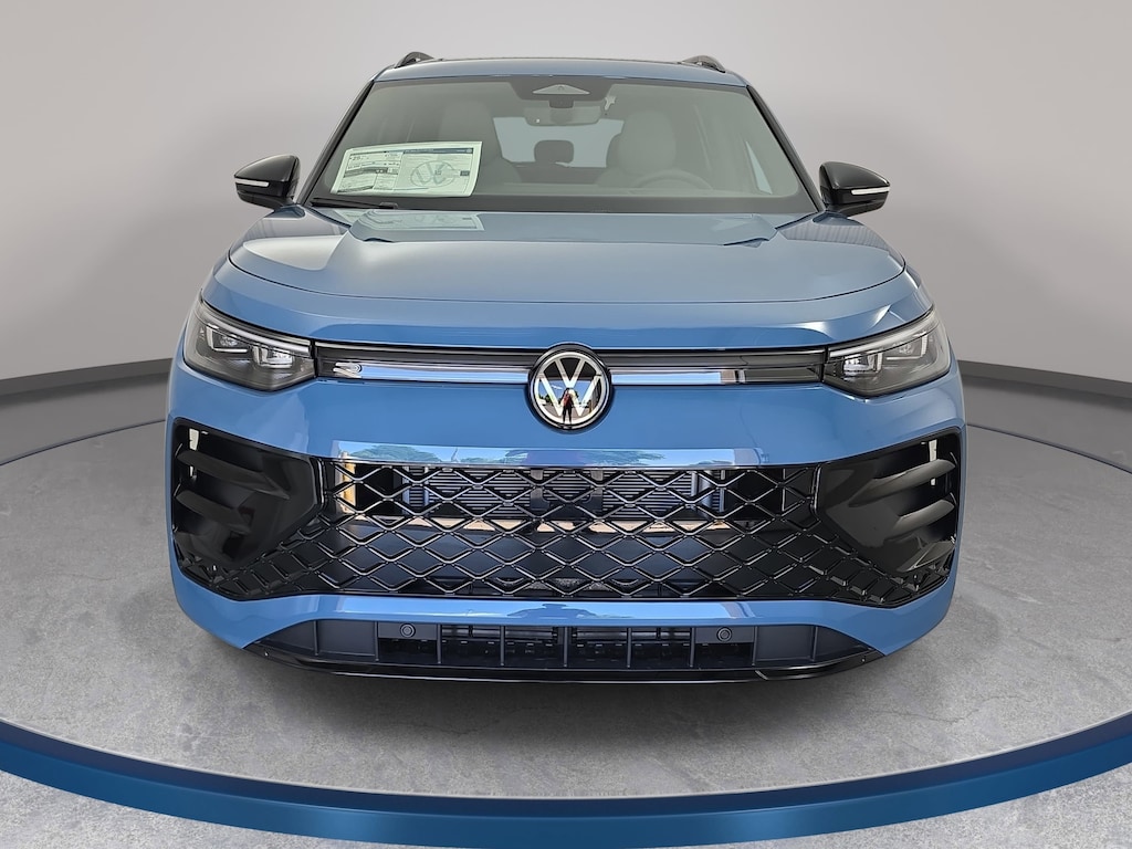 New 2026 Volkswagen Tiguan 2.0T SE R-Line Black SUV