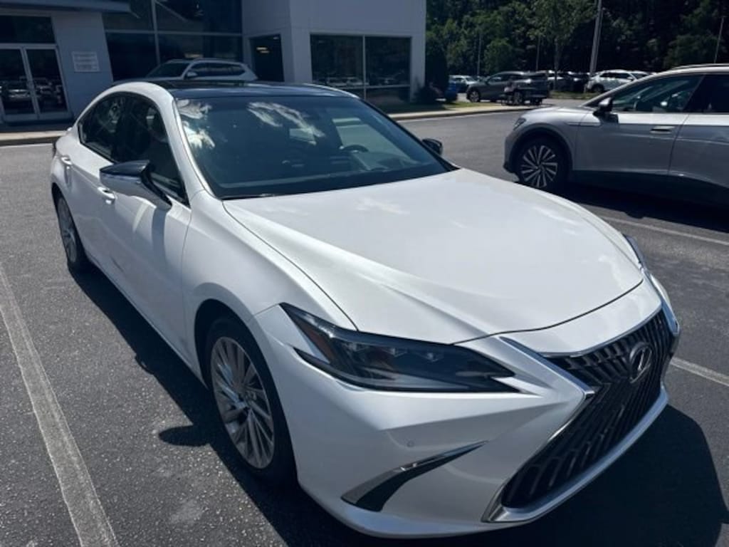 Used 2022 Lexus ES 350 Ultra Luxury Sedan