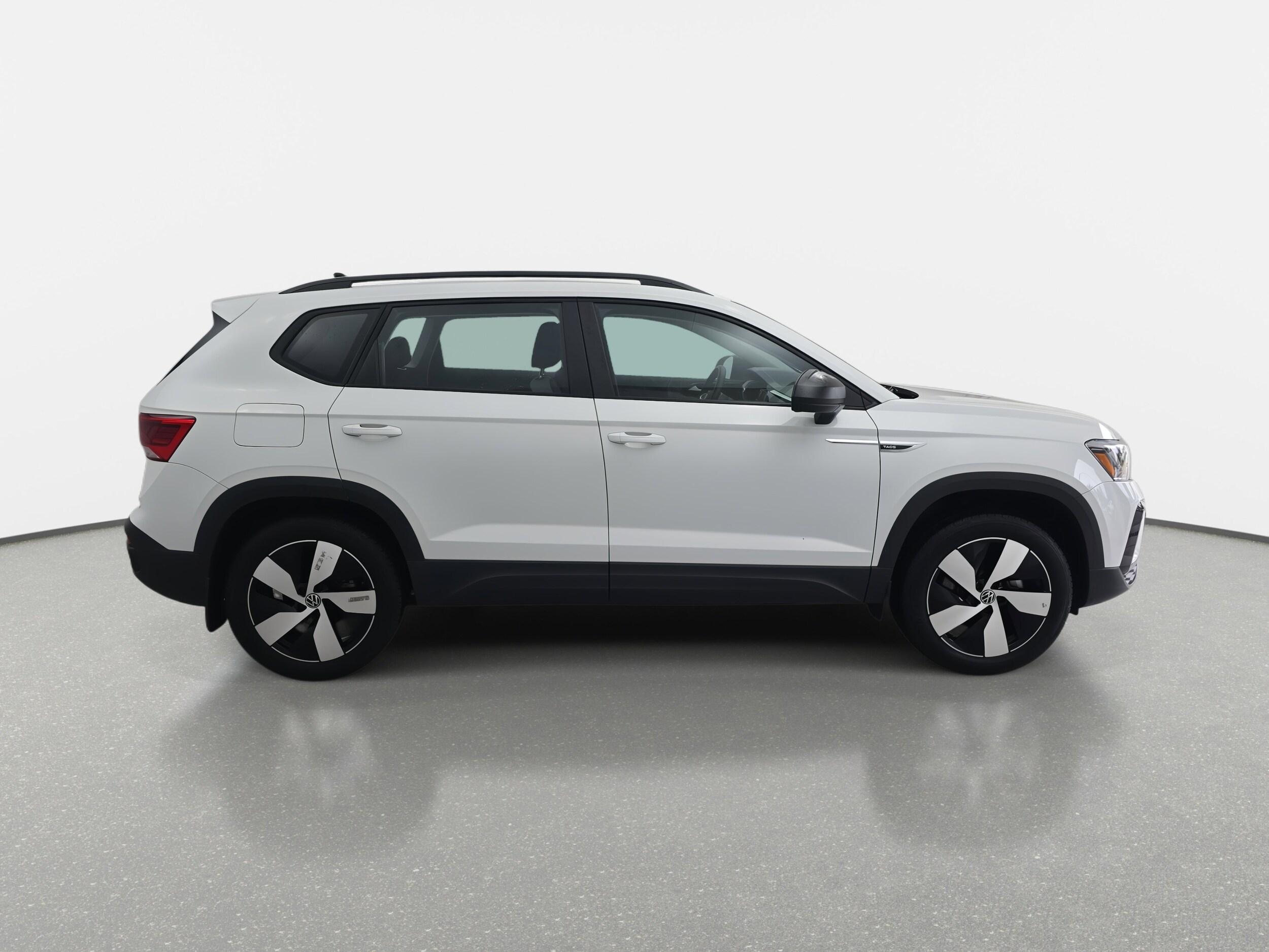 2024 Volkswagen Taos S photo 2