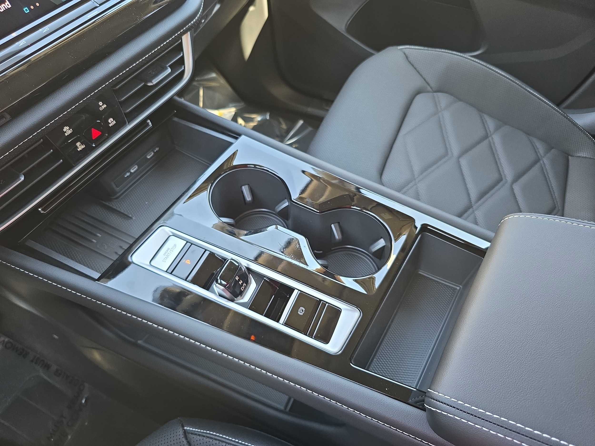 2026 Volkswagen Atlas SE w/Tech - Photo 26