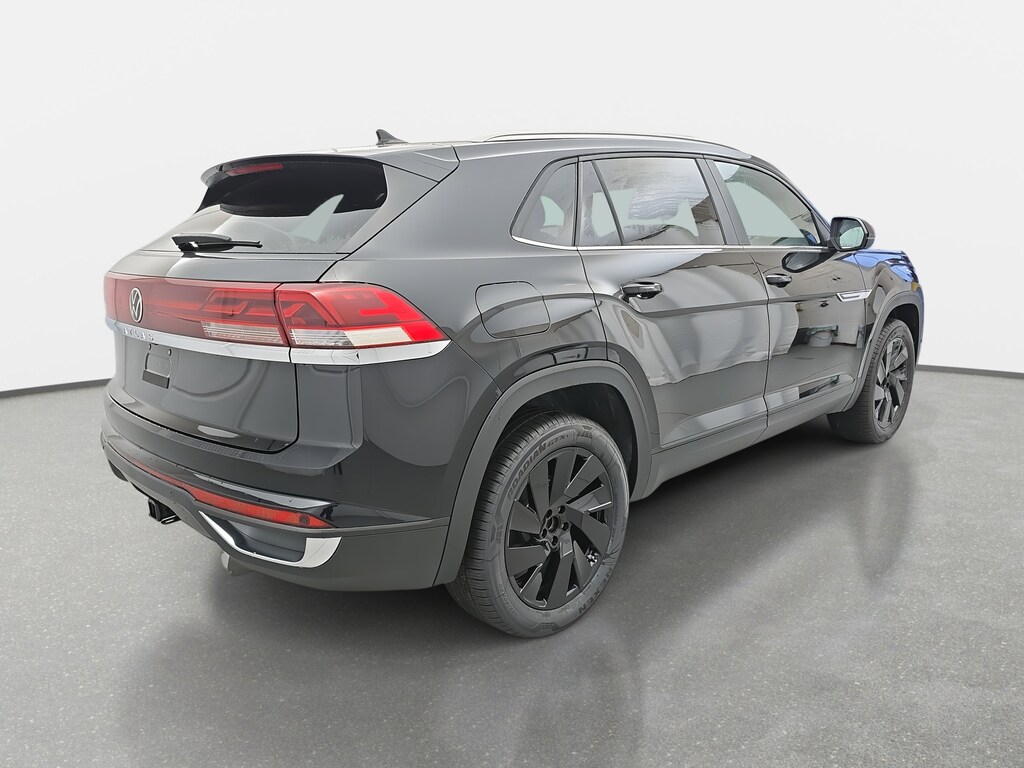 New 2026 Volkswagen Atlas Cross Sport 2.0T SE w/Technology SUV
