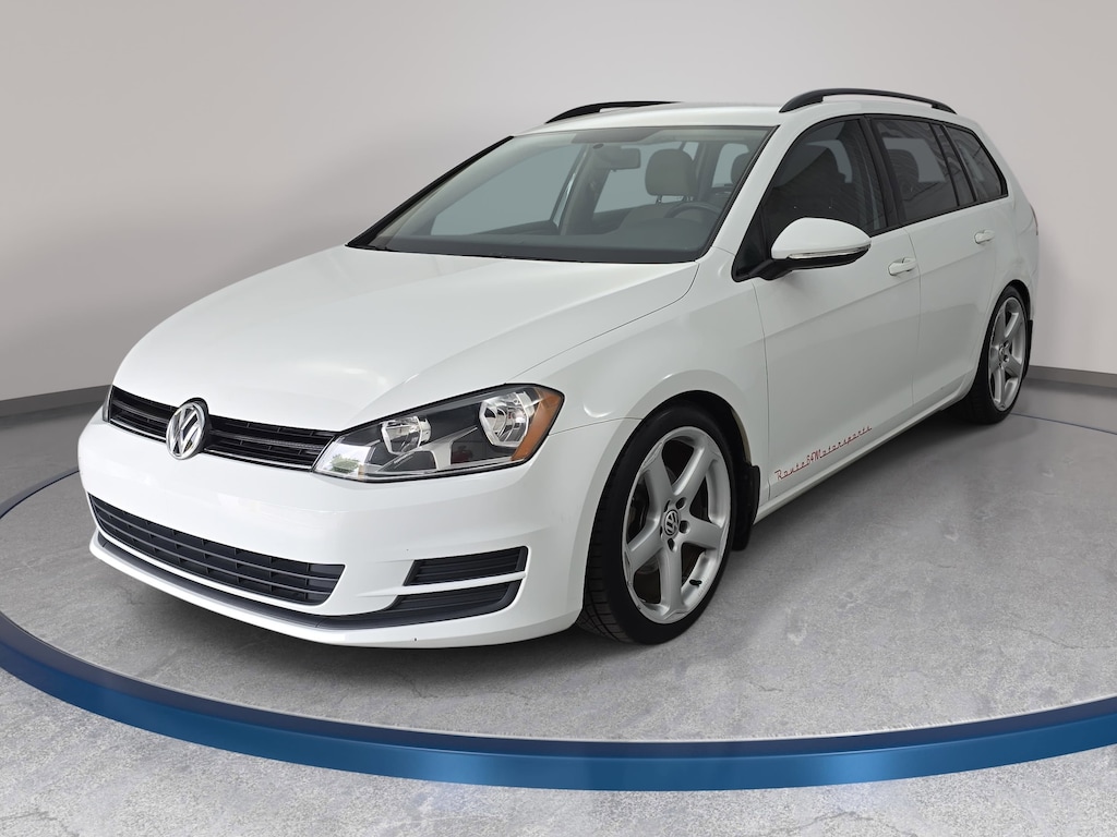 Used 2015 Volkswagen Golf SportWagen TSI S 4-Door Wagon