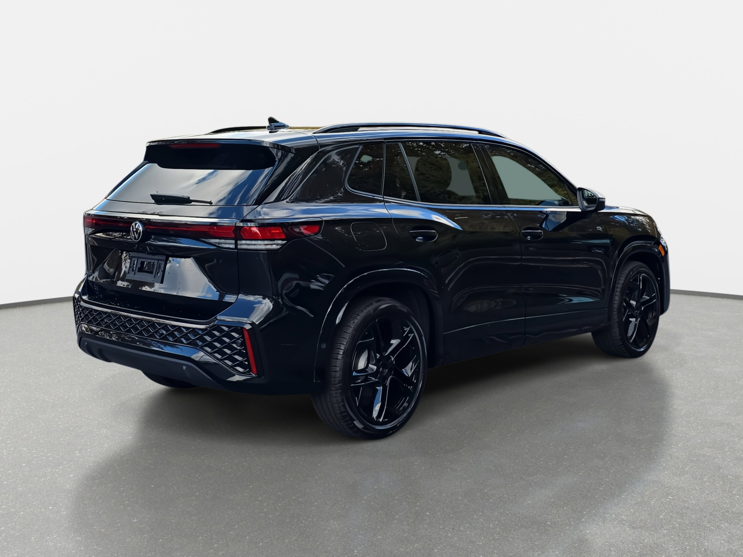 2026 Volkswagen Tiguan SE R-Line Black photo 2