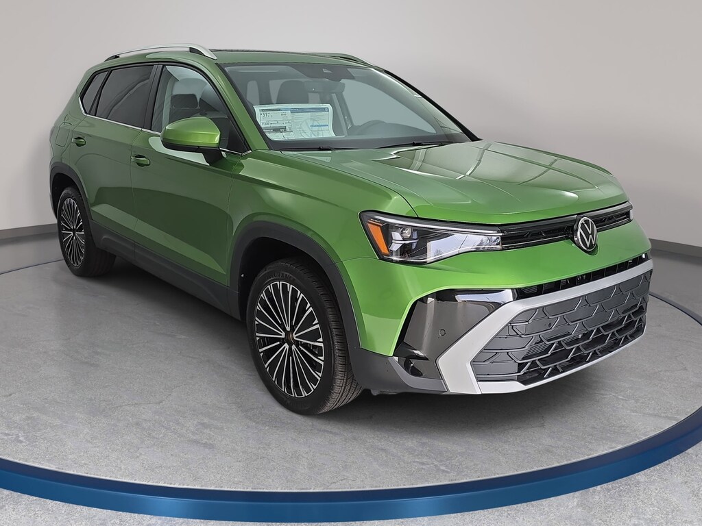 New 2026 Volkswagen Taos 1.5T SE SUV
