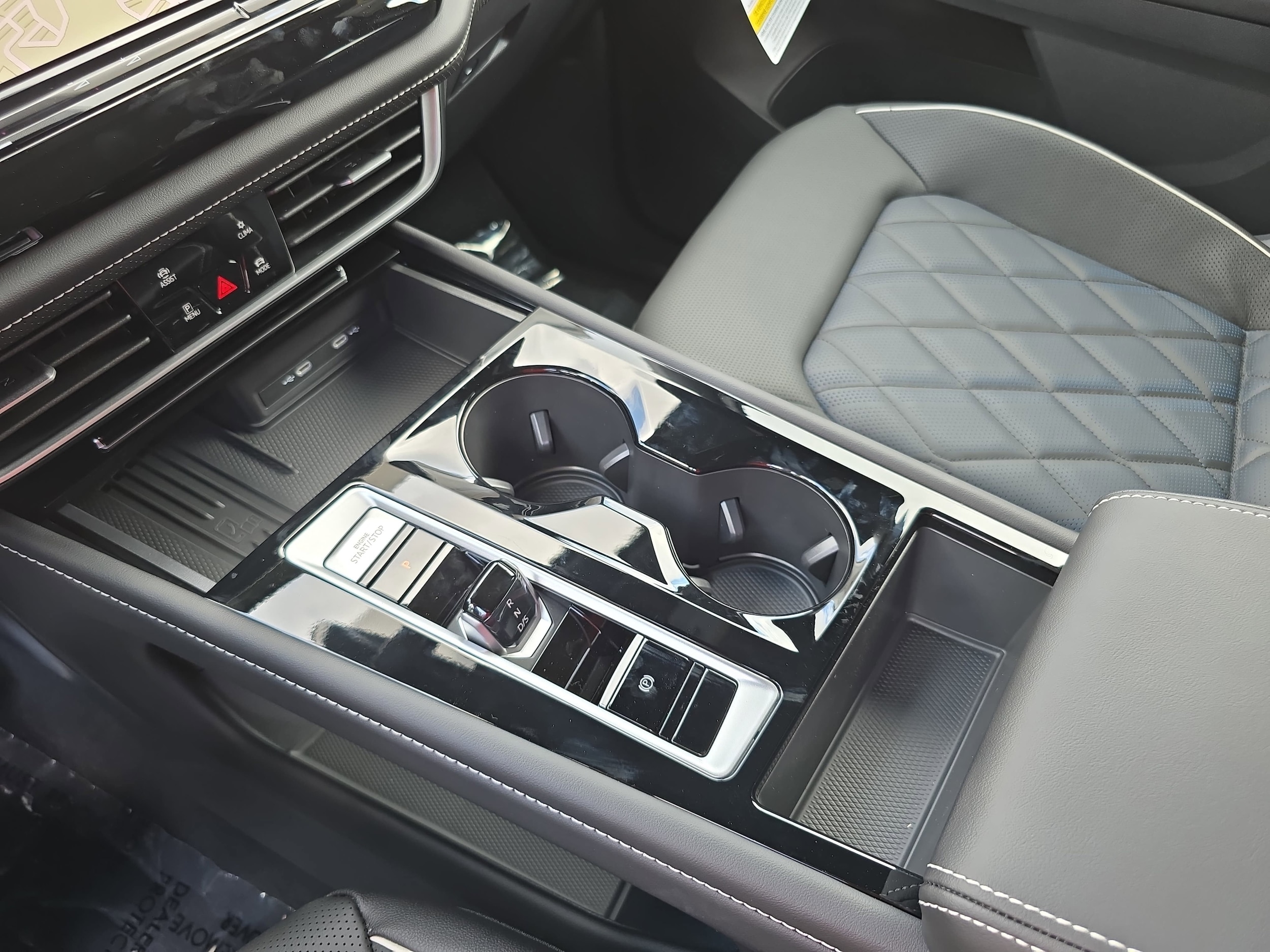 2026 Volkswagen Atlas Cross Sport SEL Premium R-LINE - Photo 25