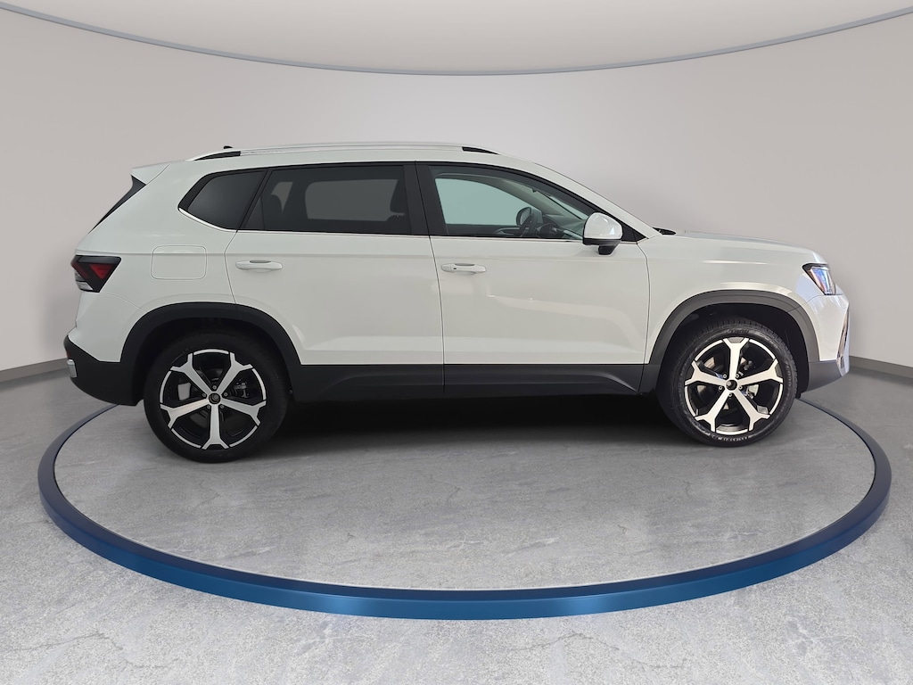 New 2026 Volkswagen Taos 1.5T SEL SUV