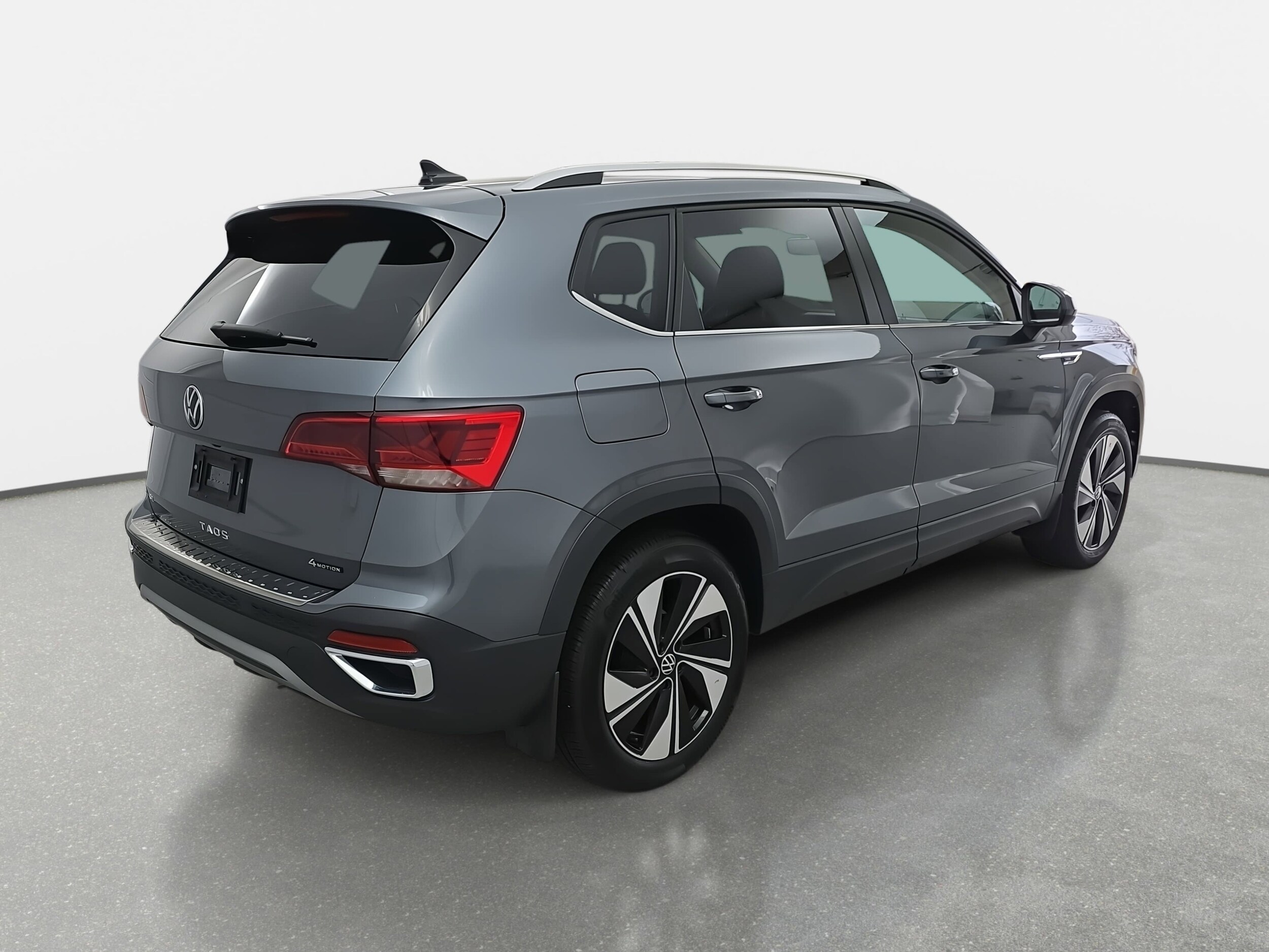 2024 Volkswagen Taos SE photo 3