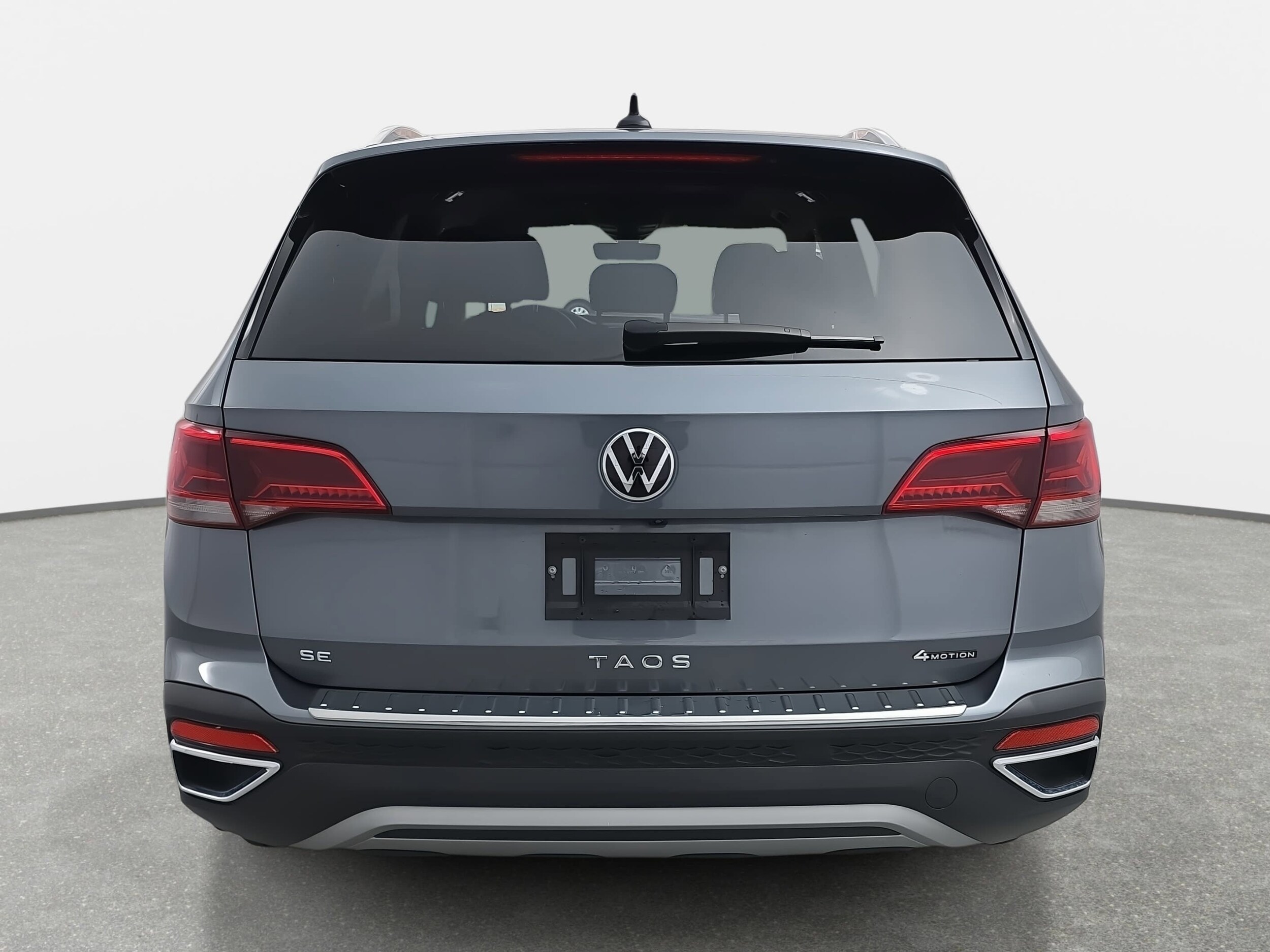 2024 Volkswagen Taos SE photo 4