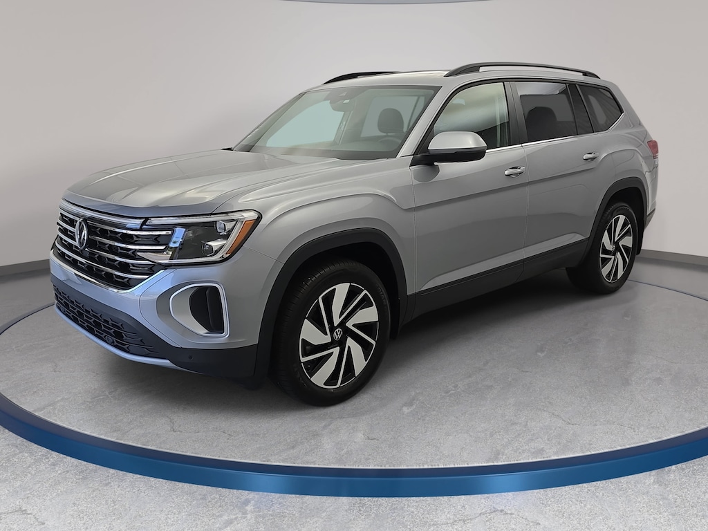 Used 2025 Volkswagen Atlas 2.0T SE w/Technology SUV