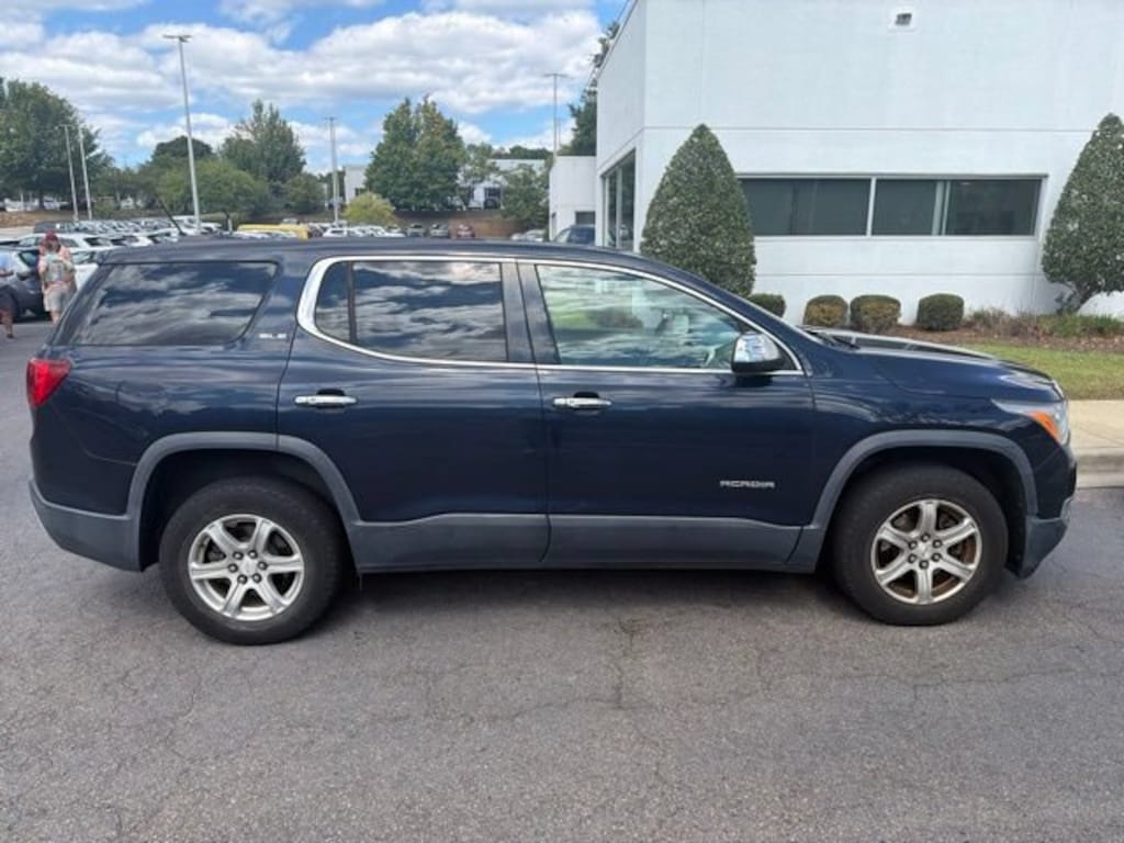 Used 2017 GMC Acadia SLE-1 SUV
