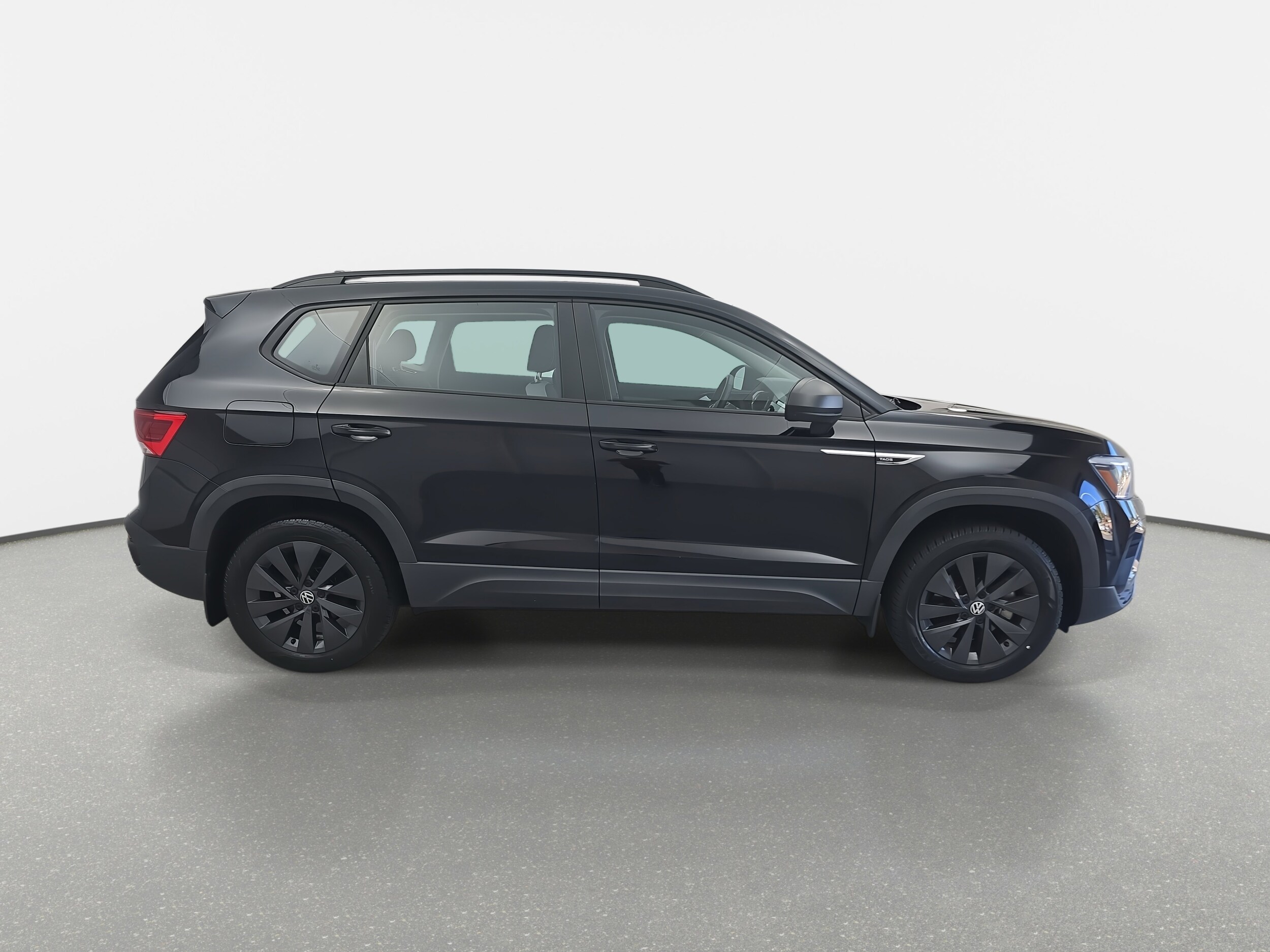 2022 Volkswagen Taos S photo 2