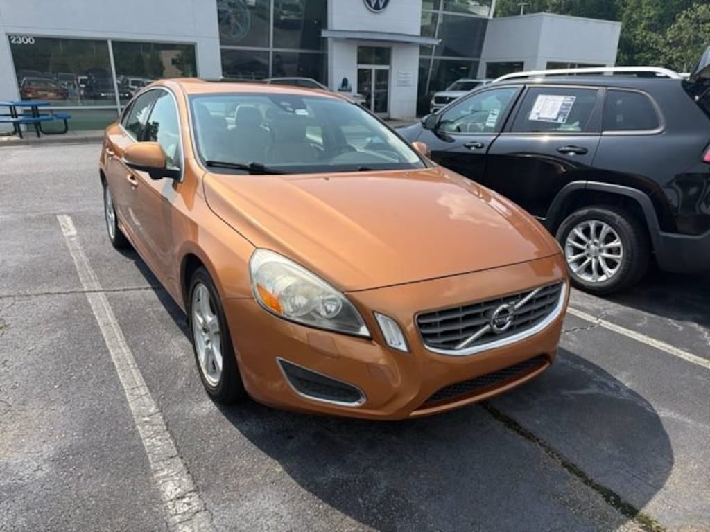 Used 2013 Volvo S60 T5 Sedan