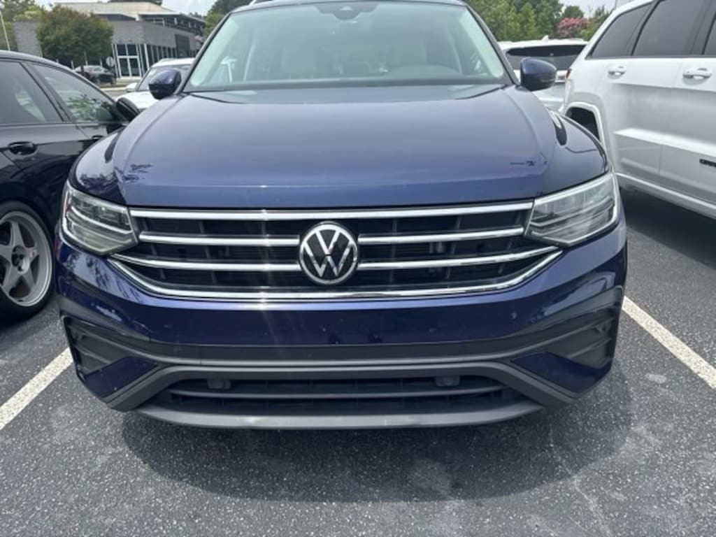 Used 2022 Volkswagen Tiguan 2.0T SE SUV