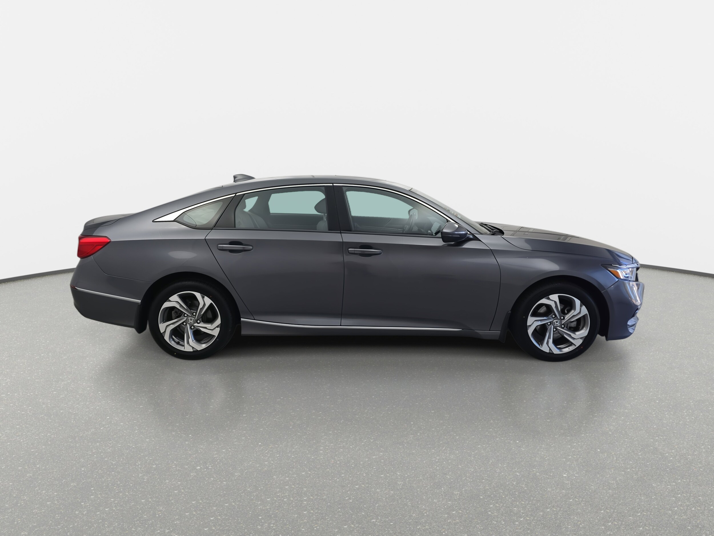 2018 Honda Accord EX-L 1.5T photo 2