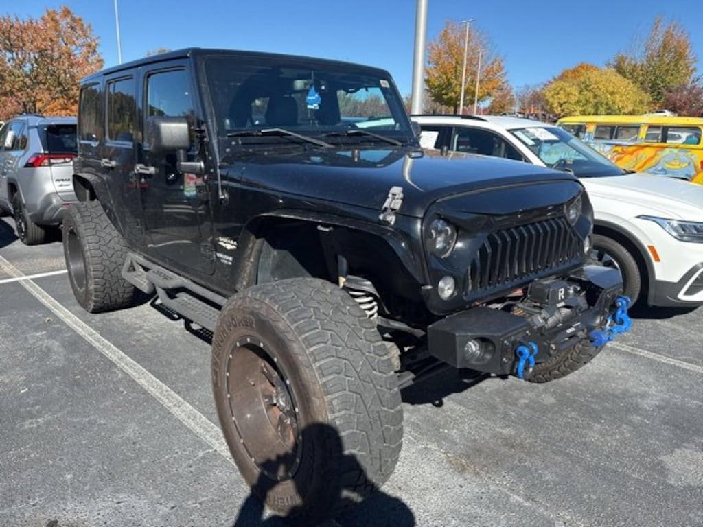 Used 2014 Jeep Wrangler Unlimited Sahara 4x4 SUV