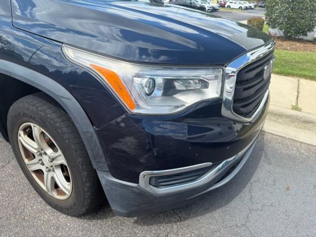 Used 2017 GMC Acadia SLE-1 SUV