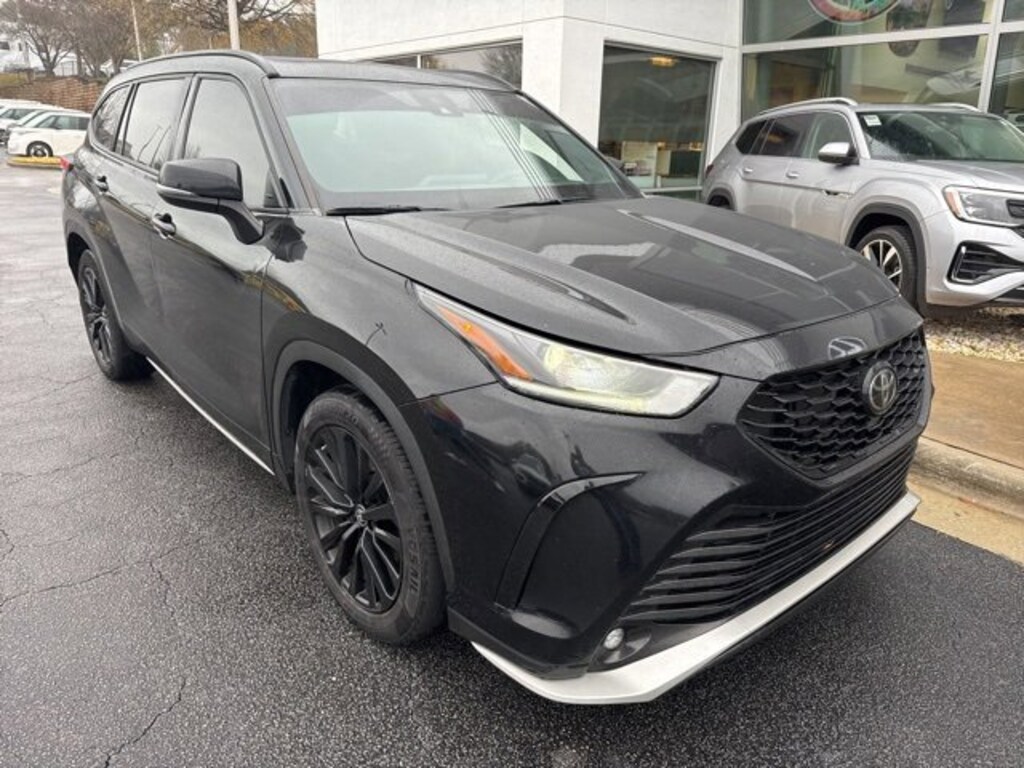 Used 2023 Toyota Highlander XSE SUV