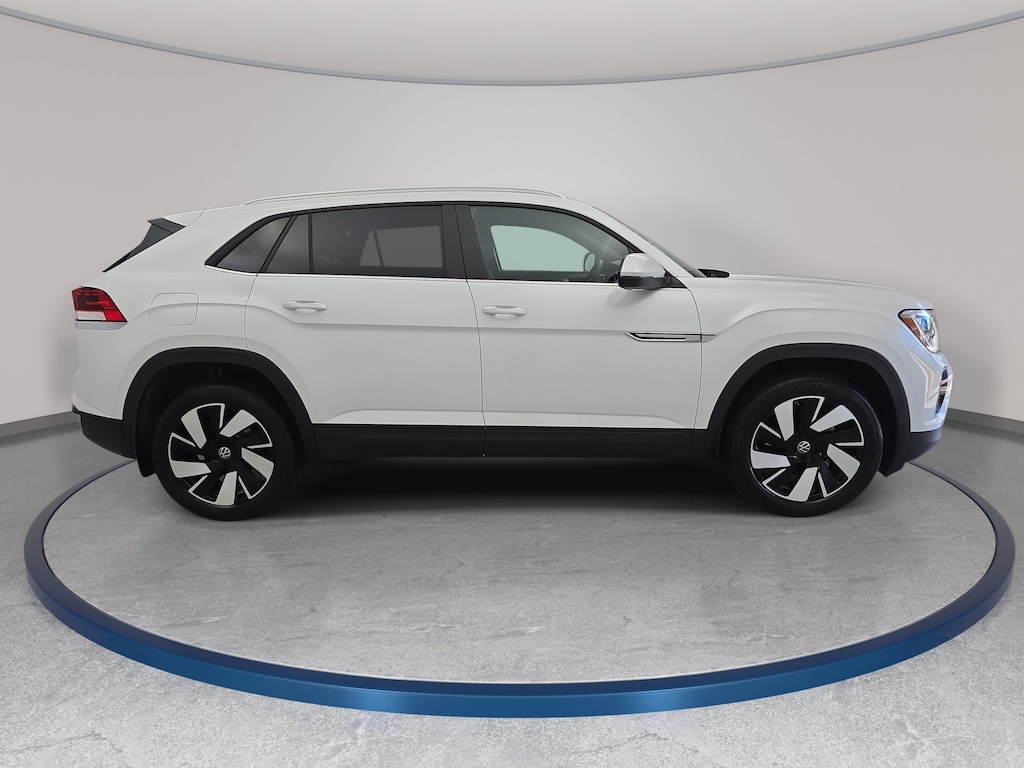 New 2026 Volkswagen Atlas Cross Sport SE w/Technology SUV