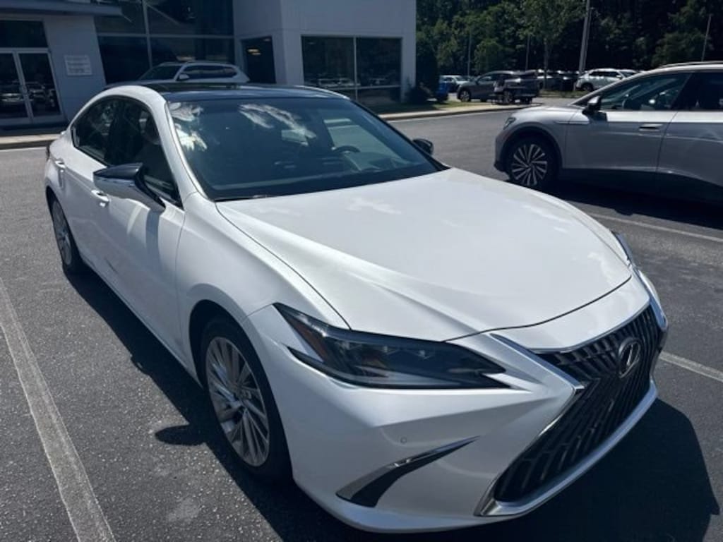 Used 2022 Lexus ES 350 Ultra Luxury Sedan