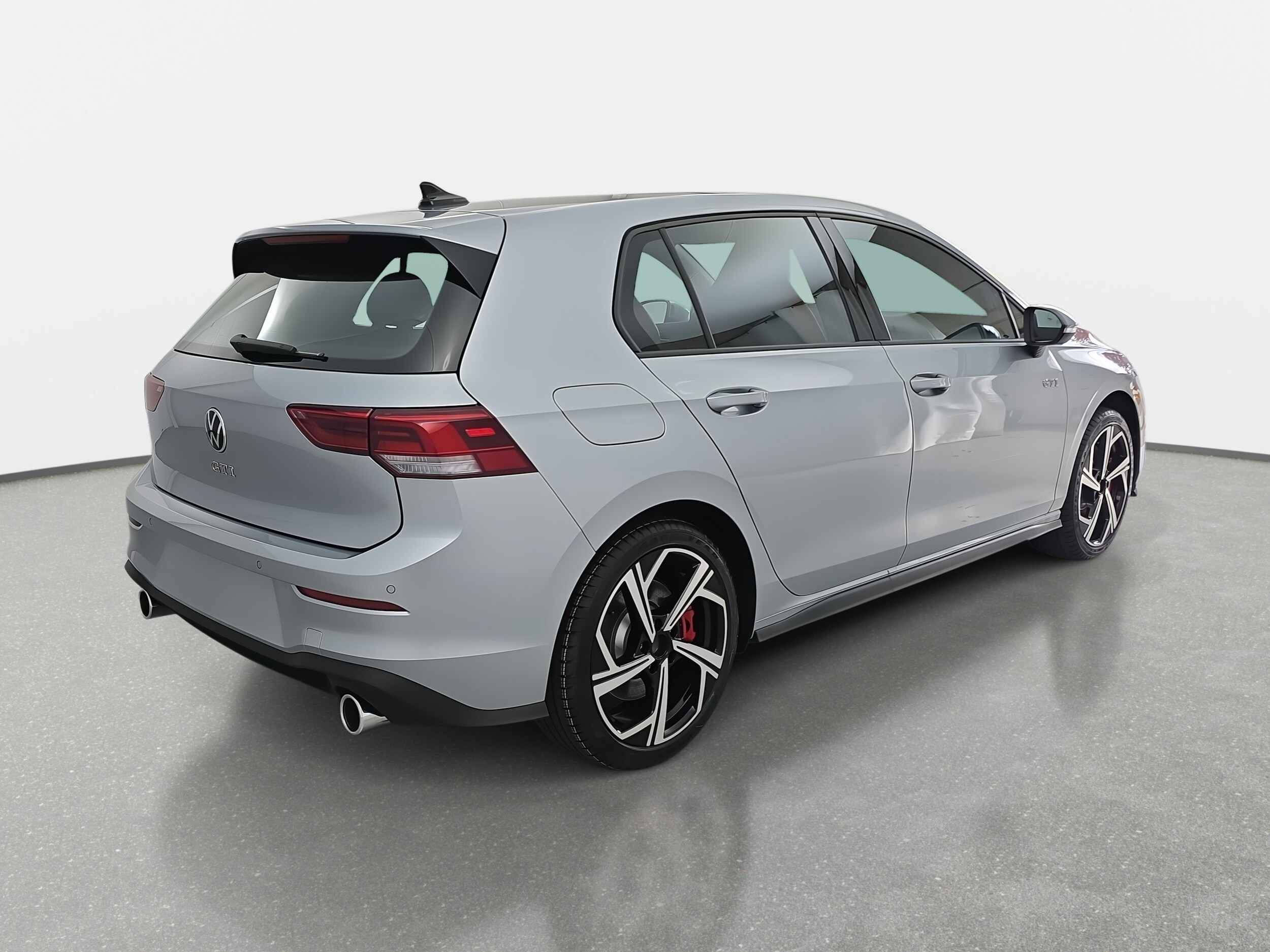 2026 Volkswagen Golf GTI SE photo 3