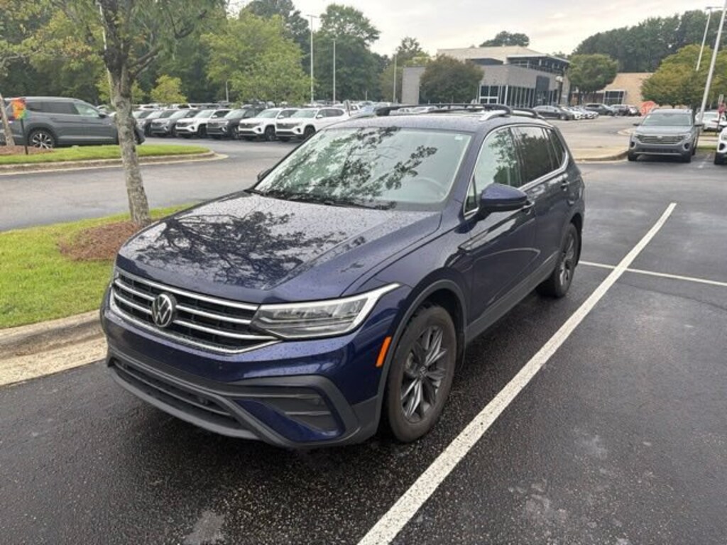 Used 2023 Volkswagen Tiguan 2.0T SE SUV