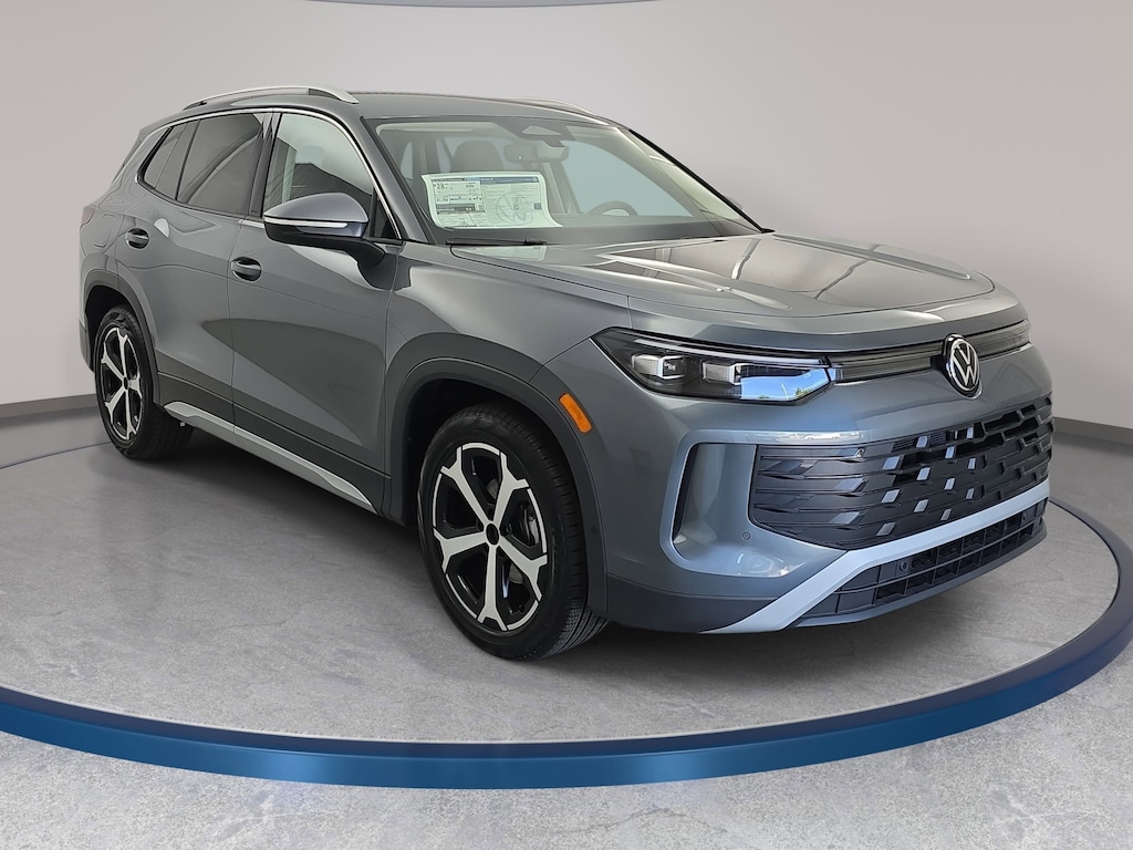 New 2026 Volkswagen Tiguan 2.0T SE SUV