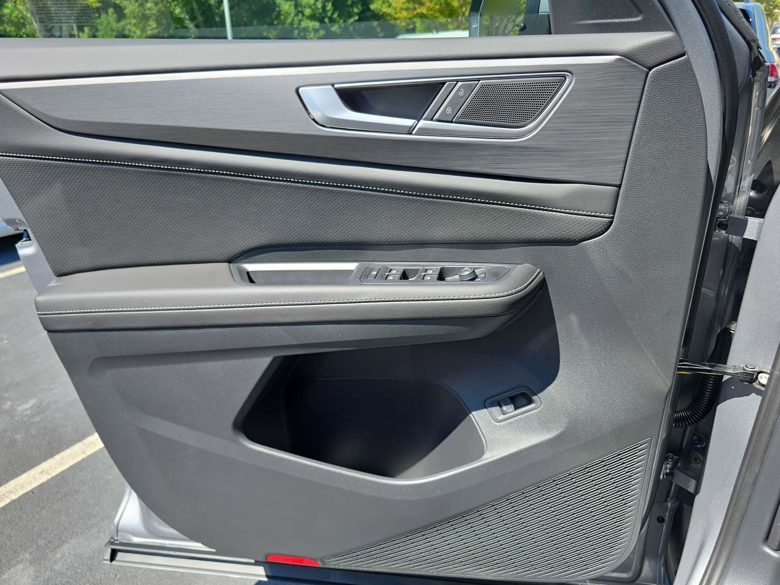 2026 Volkswagen Atlas Cross Sport SE w/Tech - Photo 27