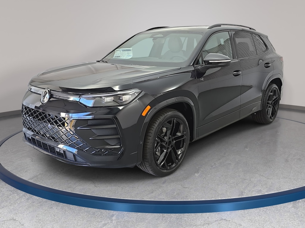 New 2026 Volkswagen Tiguan 2.0T SE R-Line Black SUV