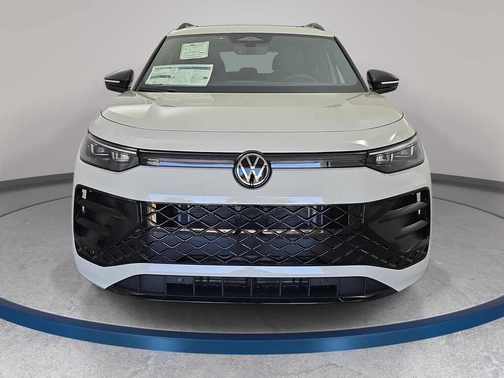 New 2026 Volkswagen Tiguan 2.0T SE R-Line Black SUV