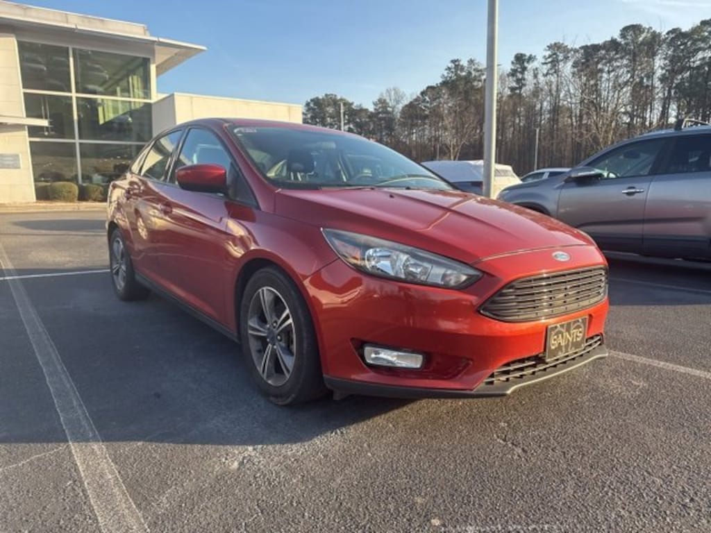Used 2018 Ford Focus SE Sedan