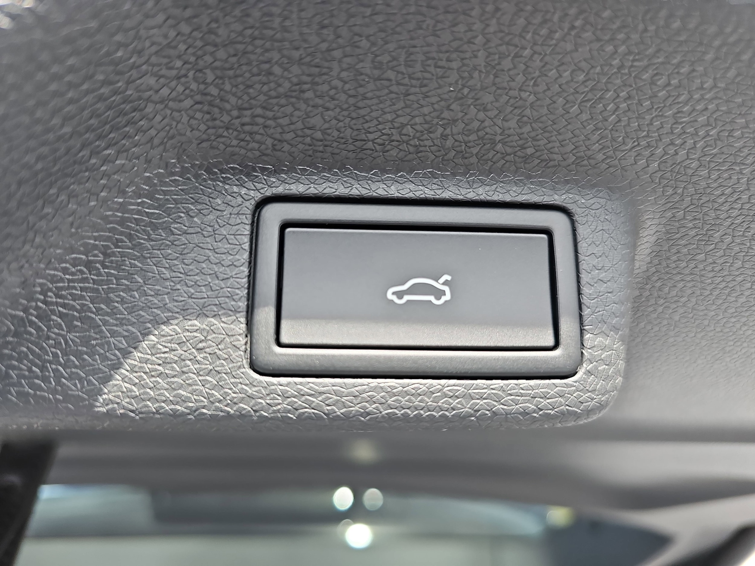 2025 Volkswagen ID. Buzz PRO S - Photo 14