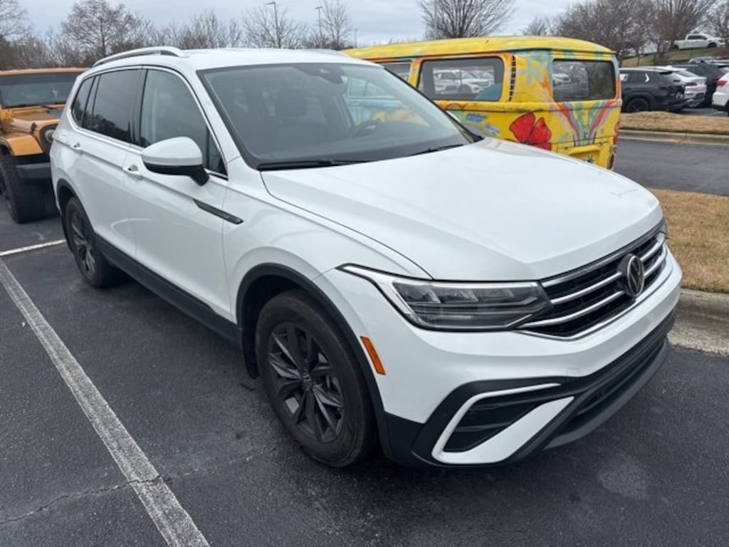 Used 2022 Volkswagen Tiguan 2.0T SE SUV