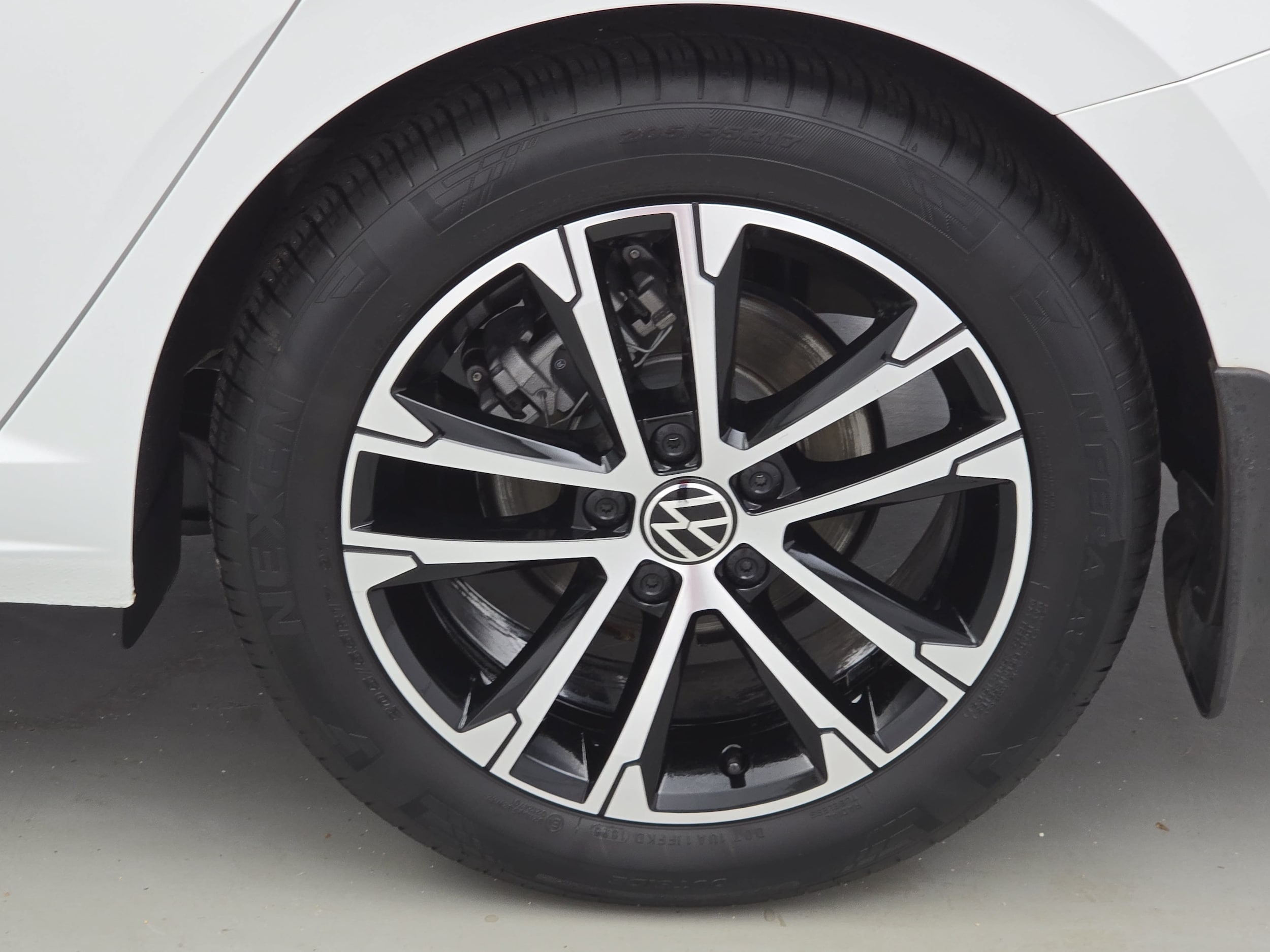 2026 Volkswagen Jetta Sport - Photo 32