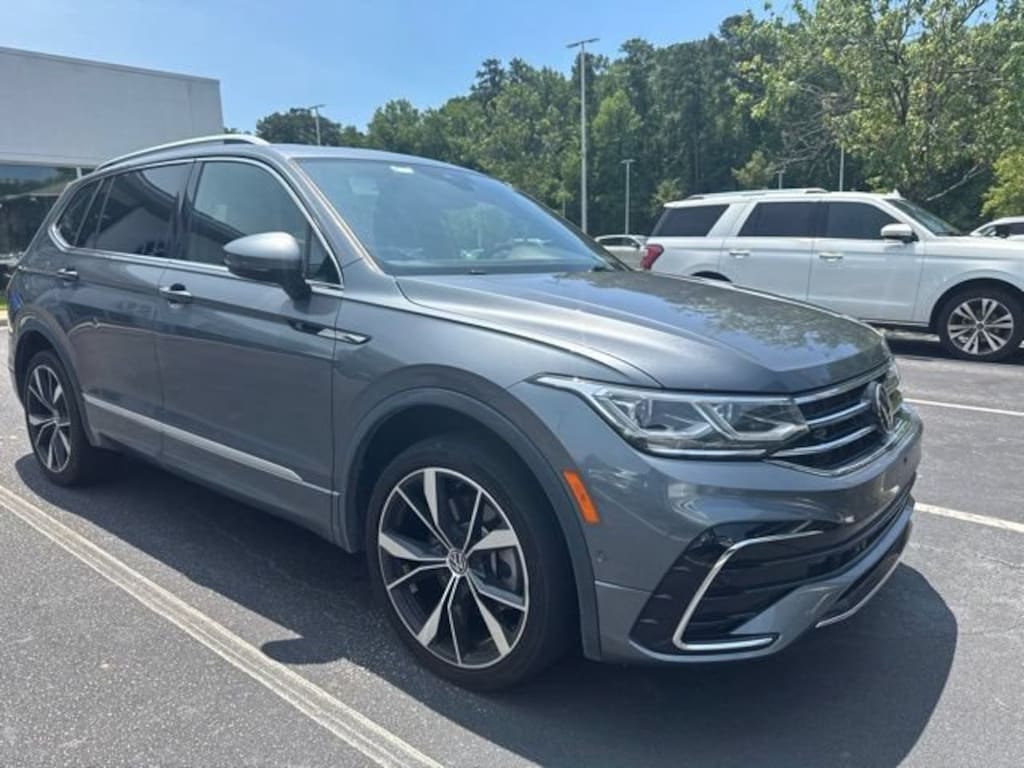 Used 2022 Volkswagen Tiguan 2.0T SEL R-Line SUV